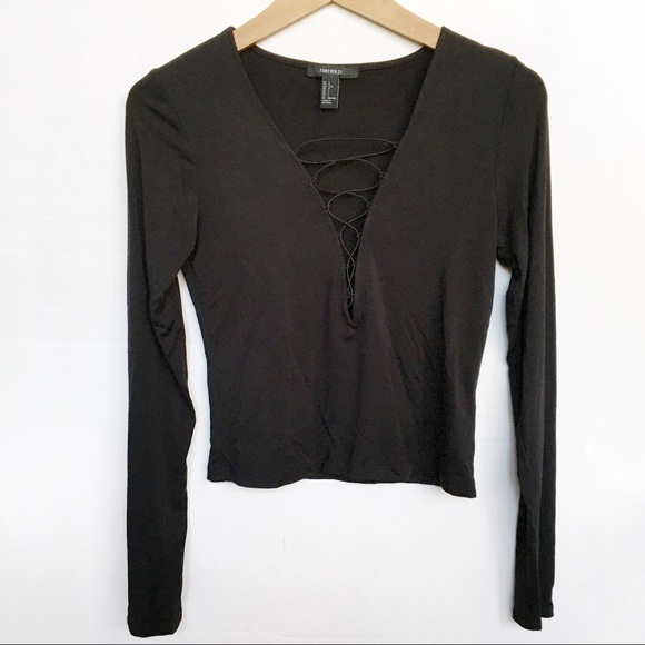 Forever 21 Tops - Forever 21 Lace Up Black Crop Top